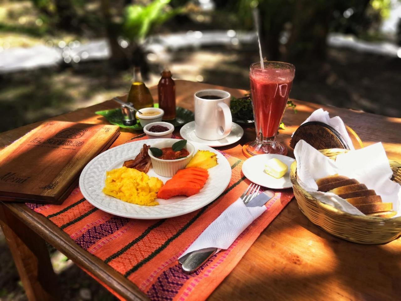 Ecolodge El Sombrero Laguna Yaxha Dış mekan fotoğraf